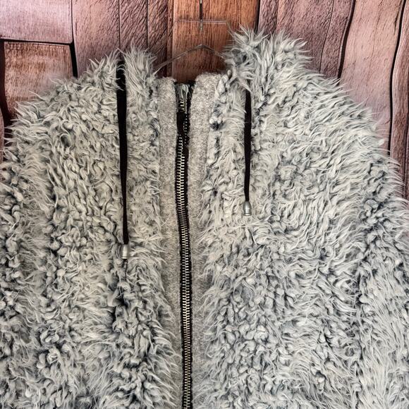 Free People Jacket Fluffy Dolman Faux Fur Boho Fall Winter Cozy Bohemian XS/S - Picture 3 of 11